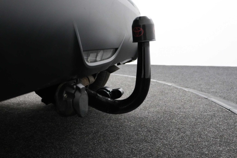 Toyota Yaris - 1.5 Hybrid First Edition 35