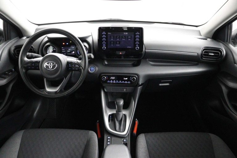 Toyota Yaris - 1.5 Hybrid First Edition 4