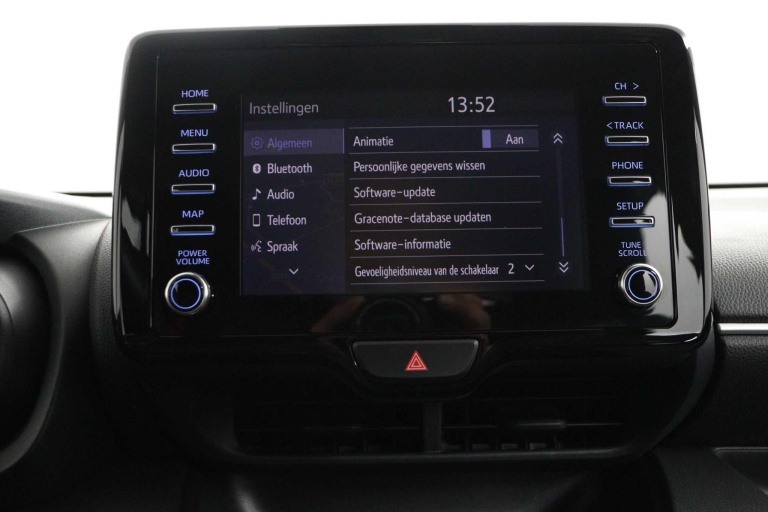 Toyota Yaris - 1.5 Hybrid First Edition 54