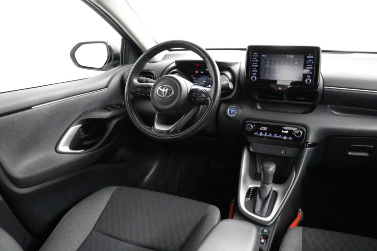 Toyota Yaris - 1.5 Hybrid First Edition 63