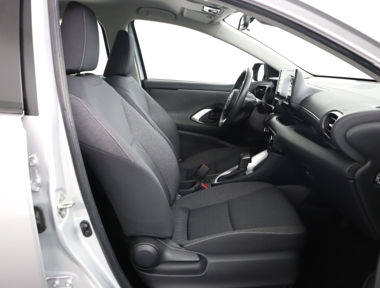 Toyota Yaris - 1.5 Hybrid Dynamic 22