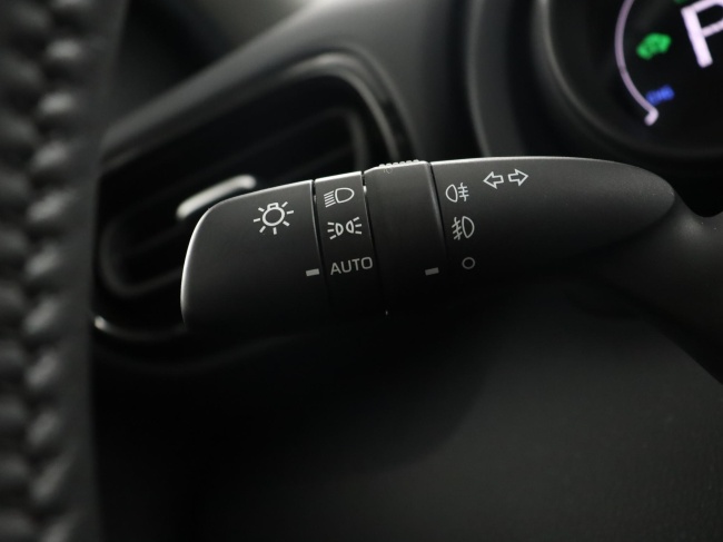 Toyota Yaris - 1.5 Hybrid Dynamic