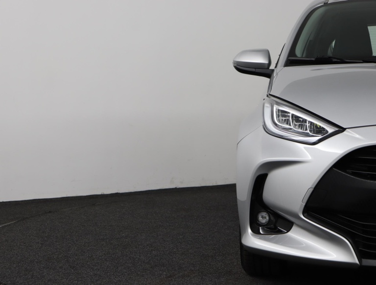 Toyota Yaris - 1.5 Hybrid Dynamic 35