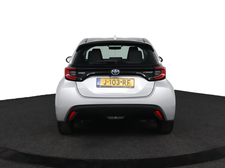 Toyota Yaris - 1.5 Hybrid Dynamic 52