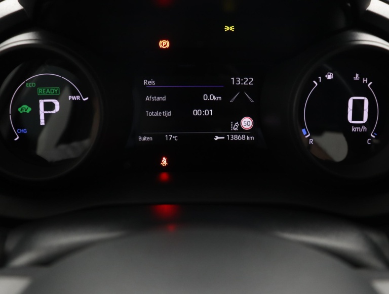 Toyota Yaris - 1.5 Hybrid Dynamic 6