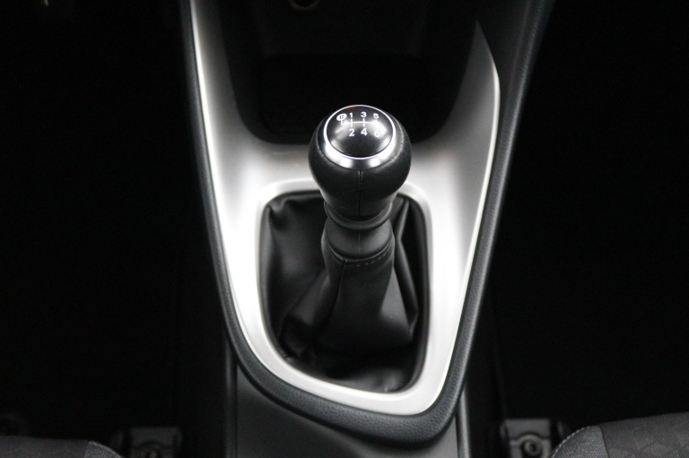 Toyota Yaris - 1.5 VVT-i Active 26