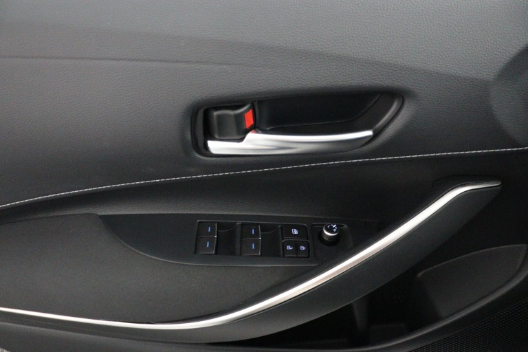 Toyota Corolla Touring Sports - 1.2 Turbo Active 26