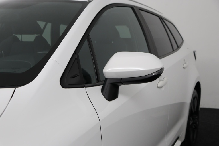 Toyota Corolla Touring Sports - 1.2 Turbo Active 35