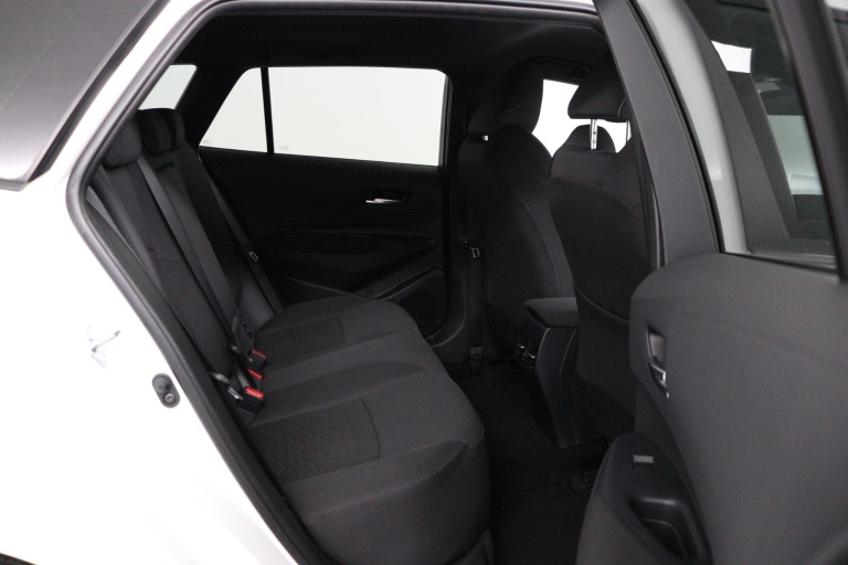 Toyota Corolla Touring Sports - 1.2 Turbo Active 40