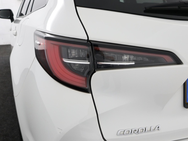 Toyota Corolla Touring Sports - 1.2 Turbo Active