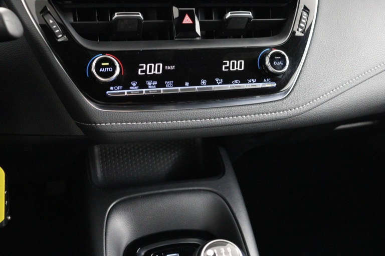 Toyota Corolla Touring Sports - 1.2 Turbo Active 7