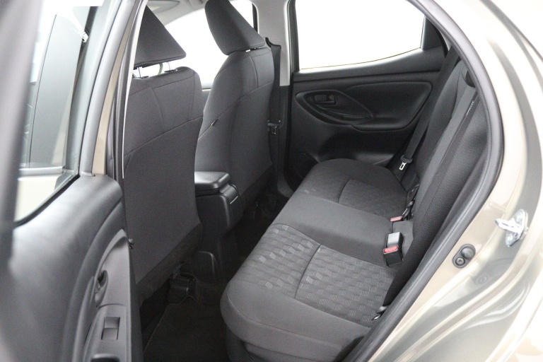 Toyota Yaris - 1.5 Hybrid 115 18