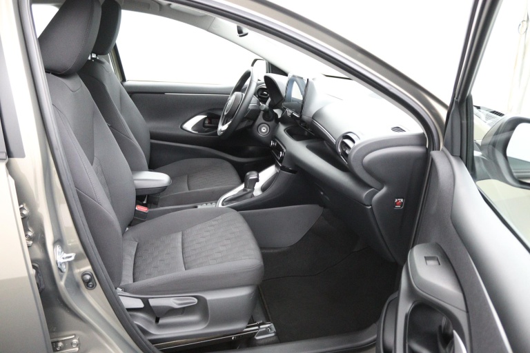 Toyota Yaris - 1.5 Hybrid 115 22