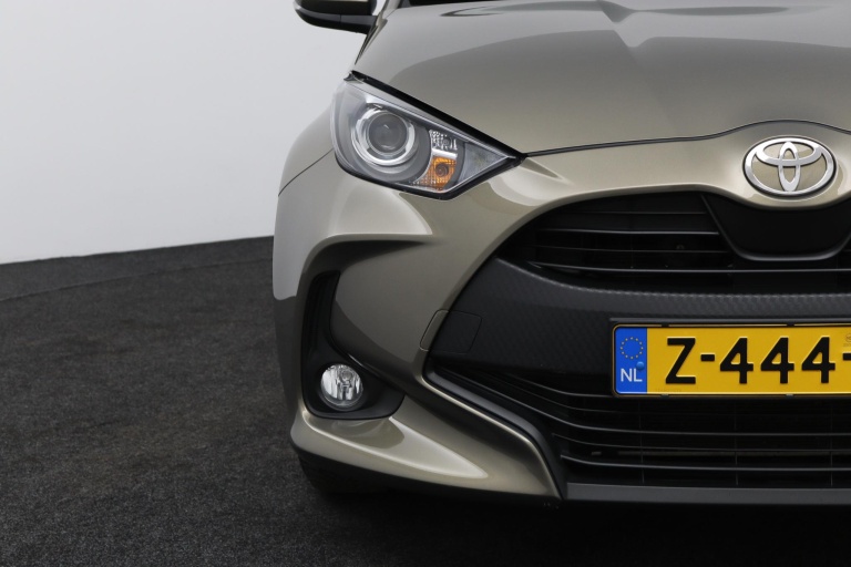 Toyota Yaris - 1.5 Hybrid 115 35