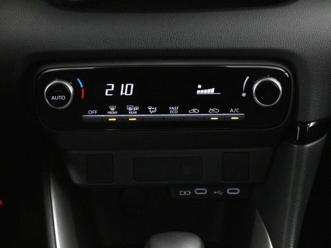 Toyota Yaris - 1.5 Hybrid 115