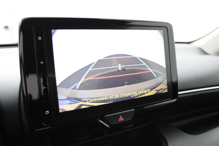 Toyota Yaris - 1.5 Hybrid 115 9