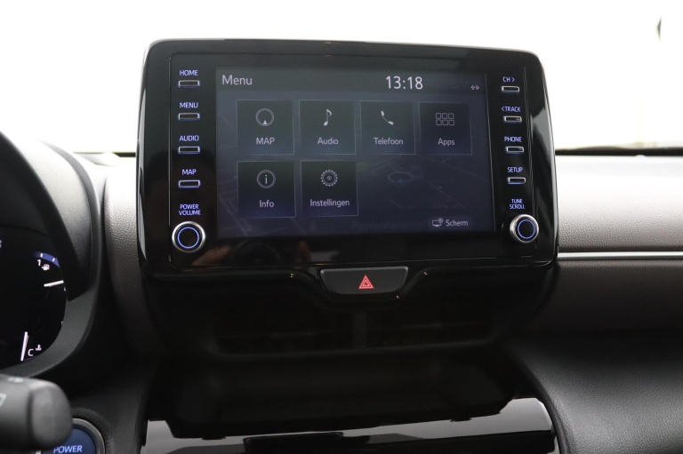 Toyota Yaris Cross - 1.5 Hybrid Executive Plus 16