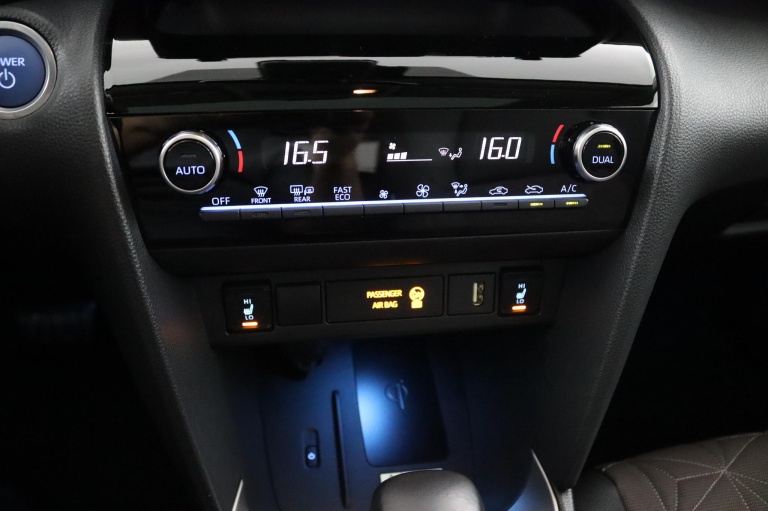 Toyota Yaris Cross - 1.5 Hybrid Executive Plus 17