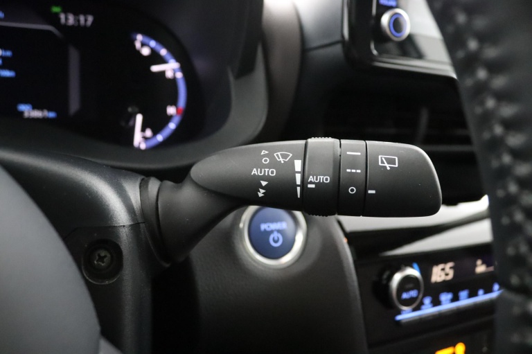 Toyota Yaris Cross - 1.5 Hybrid Executive Plus 23