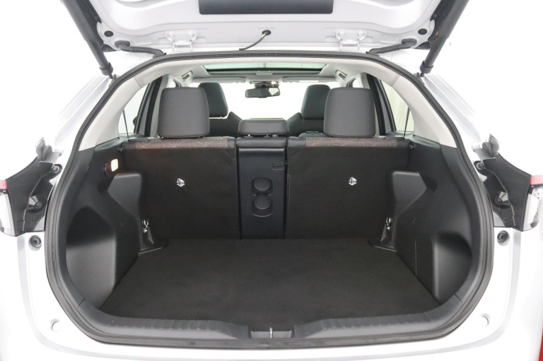 Toyota Yaris Cross - 1.5 Hybrid Executive Plus 29