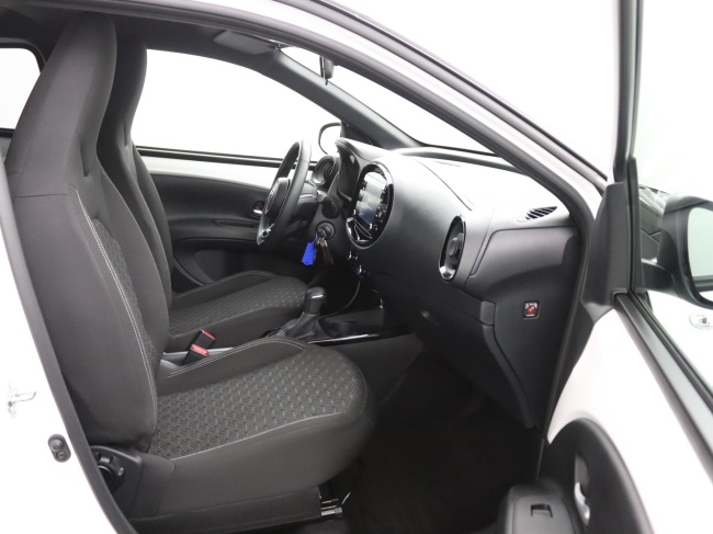 Toyota Aygo X - 1.0 VVT-i S-CVT Pulse