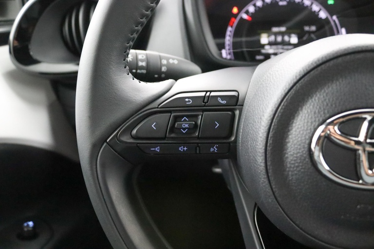 Toyota Aygo X - 1.0 VVT-i S-CVT Pulse 20