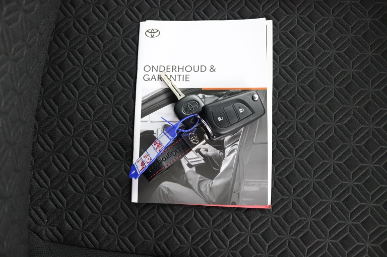 Toyota Aygo X - 1.0 VVT-i S-CVT Pulse 25