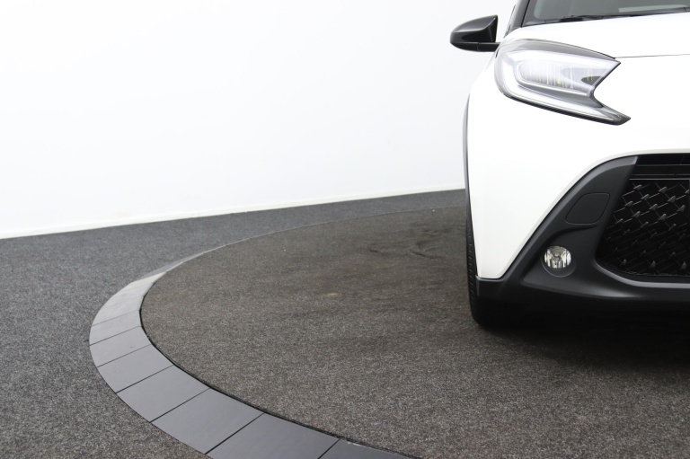 Toyota Aygo X - 1.0 VVT-i S-CVT Pulse 34