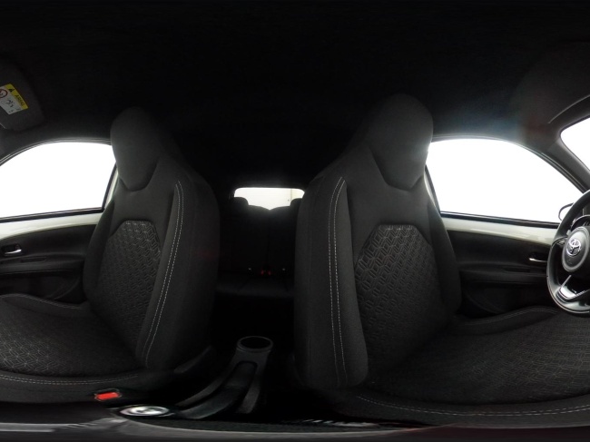 Toyota Aygo X - 1.0 VVT-i S-CVT Pulse