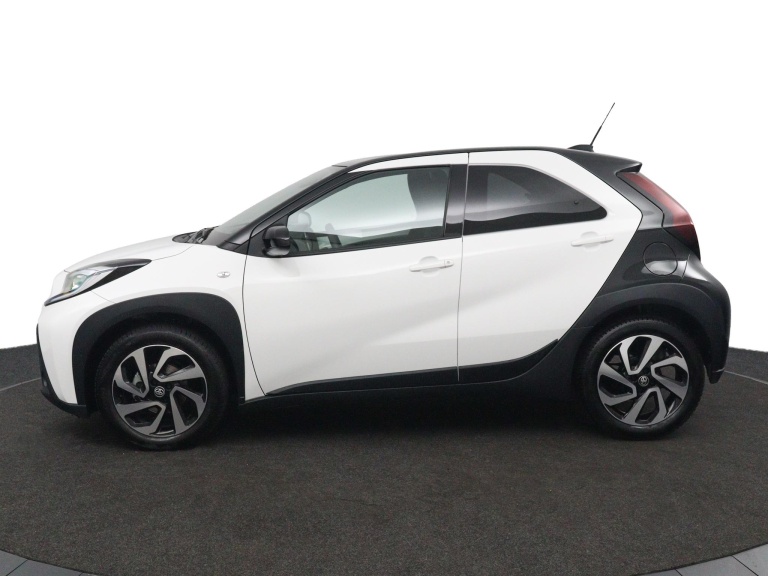 Toyota Aygo X - 1.0 VVT-i S-CVT Pulse 5