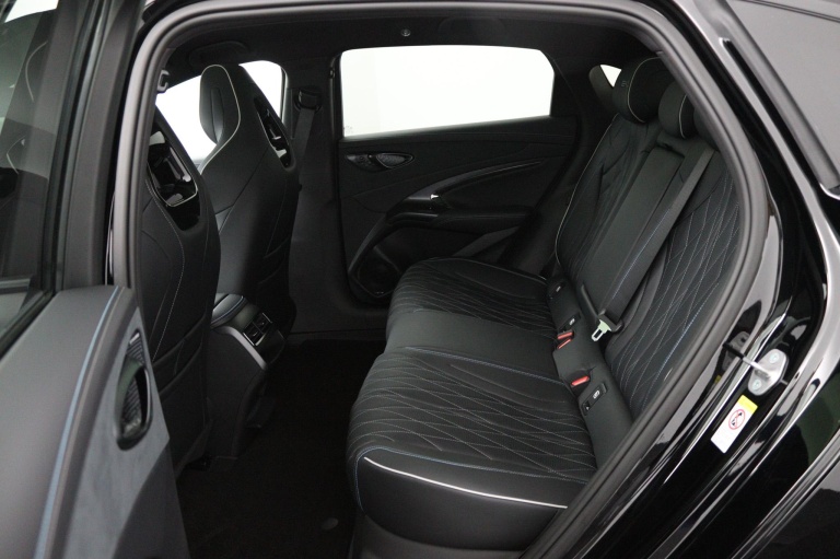 BYD SEAL - Excellence AWD 82.5 kWh 13