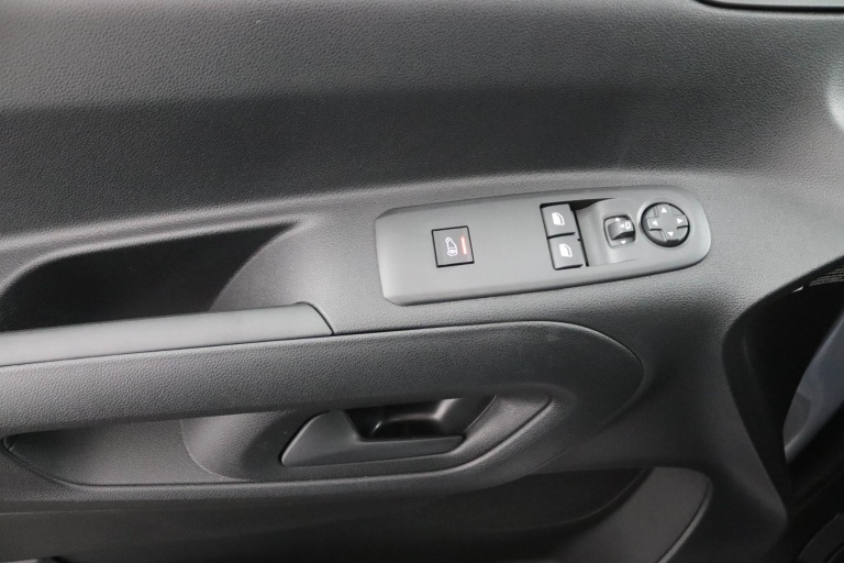 Toyota PROACE CITY Electric - L1 50kWh standaard laadvermogen Electric Challenge 26