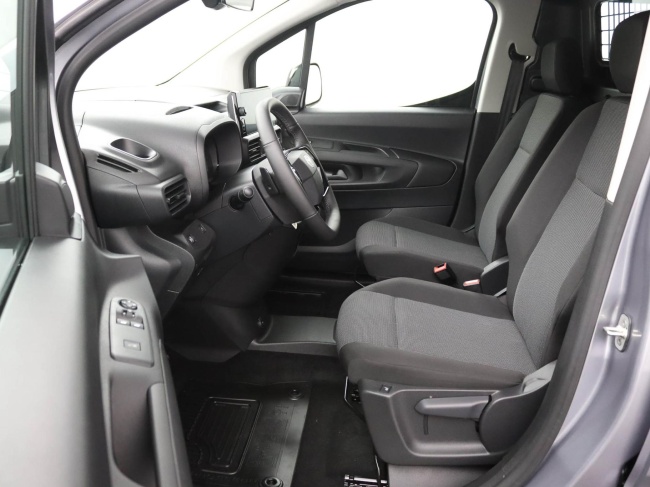 Toyota PROACE CITY Electric - L1 50kWh standaard laadvermogen Electric Challenge