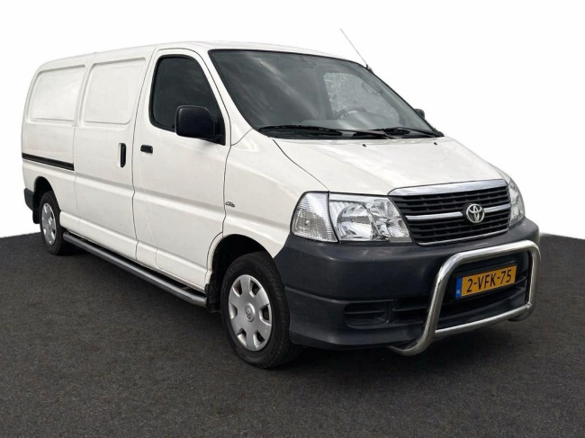 Toyota HiAce - 2.5 D-4D LWB Comfort
