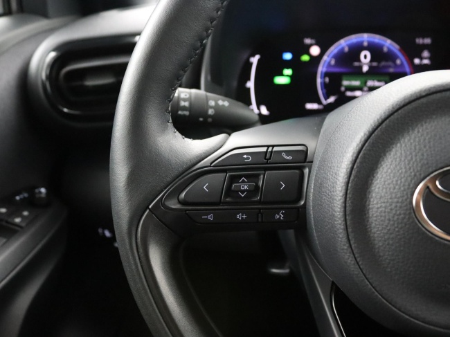 Toyota Yaris Cross - 1.5 Hybrid 115 First Edition