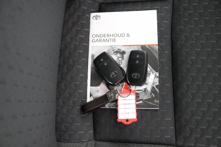 Toyota Yaris Cross - 1.5 Hybrid 115 First Edition 25