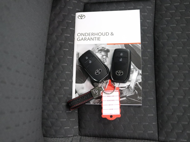 Toyota Yaris Cross - 1.5 Hybrid 115 First Edition