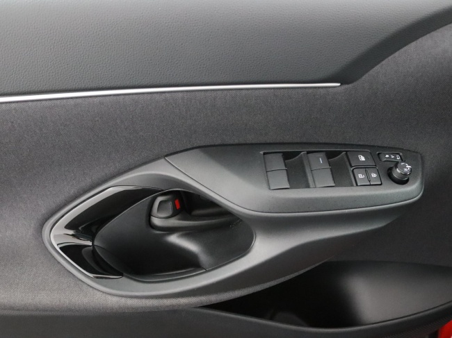 Toyota Yaris Cross - 1.5 Hybrid 115 First Edition