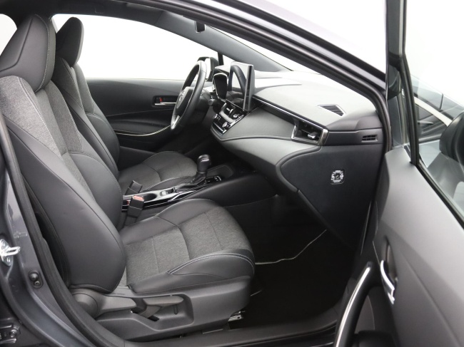 Toyota Corolla - 1.8 Hybrid First Edition