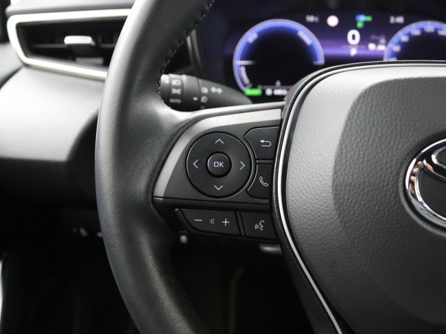 Toyota Corolla - 1.8 Hybrid First Edition