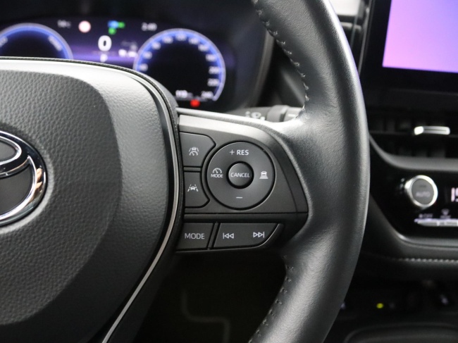 Toyota Corolla - 1.8 Hybrid First Edition