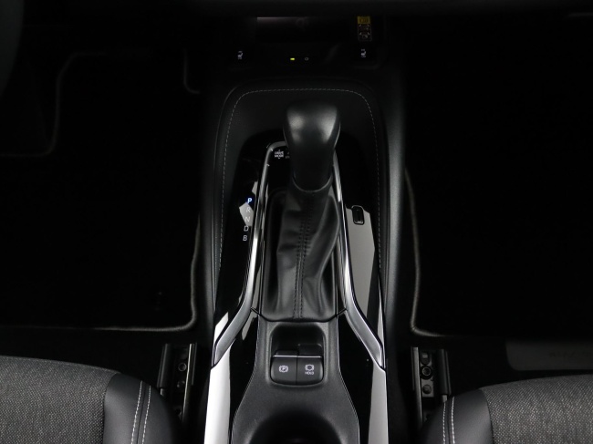 Toyota Corolla - 1.8 Hybrid First Edition