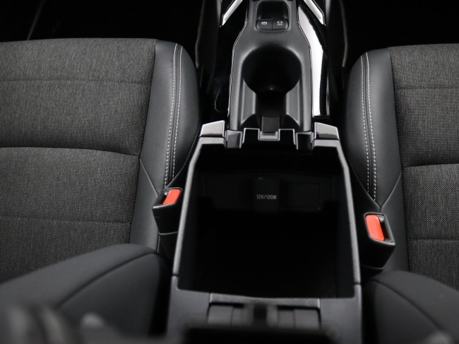 Toyota Corolla - 1.8 Hybrid First Edition