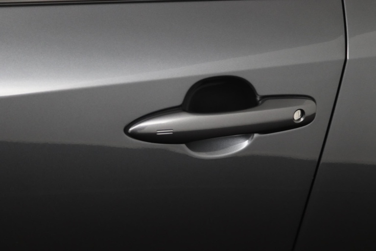 Toyota Corolla - 1.8 Hybrid First Edition 35