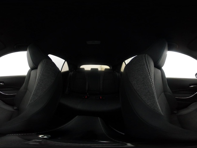 Toyota Corolla - 1.8 Hybrid First Edition