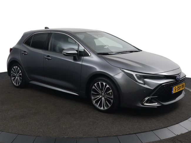 Toyota Corolla - 1.8 Hybrid First Edition