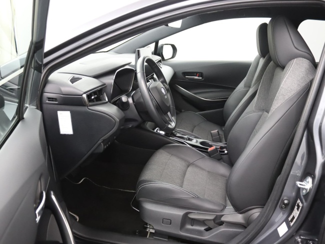 Toyota Corolla - 1.8 Hybrid First Edition