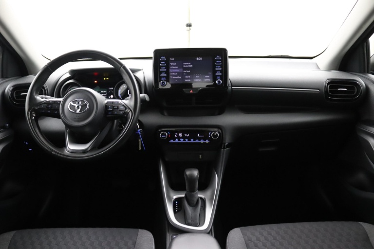 Toyota Yaris - 1.5 Hybrid Dynamic Limited 11