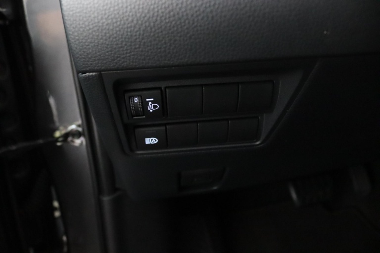 Toyota Yaris - 1.5 Hybrid Dynamic Limited 30