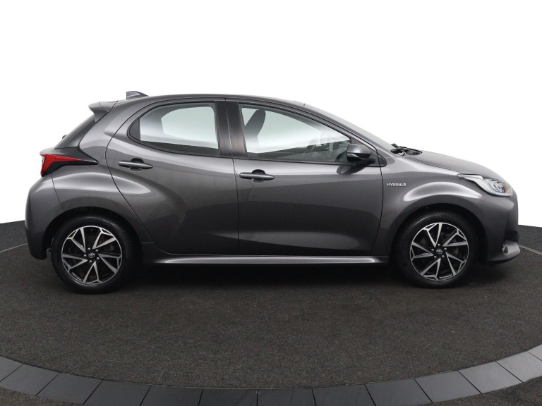 Toyota Yaris - 1.5 Hybrid Dynamic Limited 6